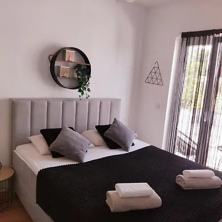 Studio Apartman Marly