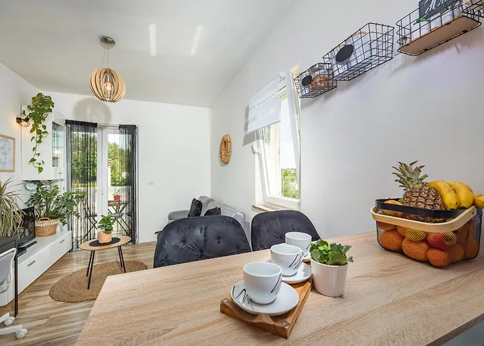 Appartement Studio Apartman Marly