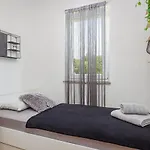 Studio Apartman Marly * 풀라