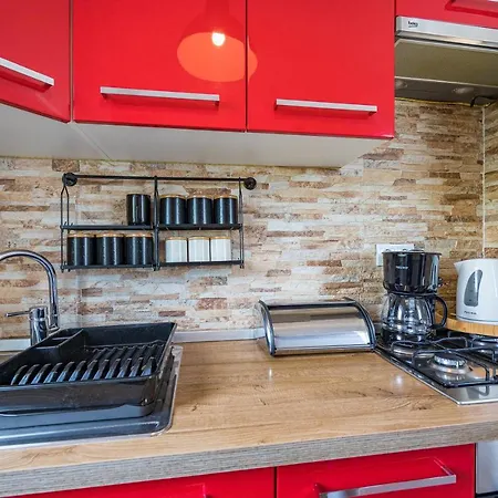 Studio Apartman Marly דירה פולה